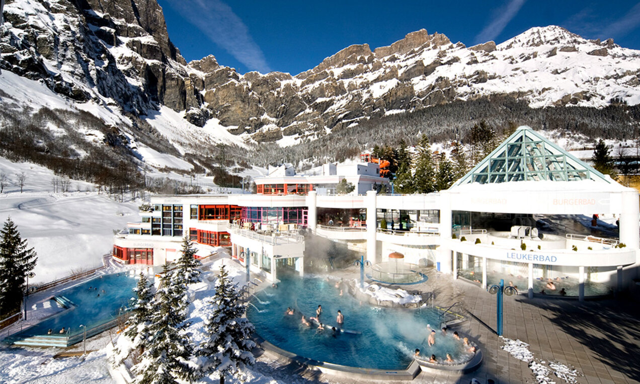 Leukerbad-Therme im Winter Leukerbad-Therme im Winter